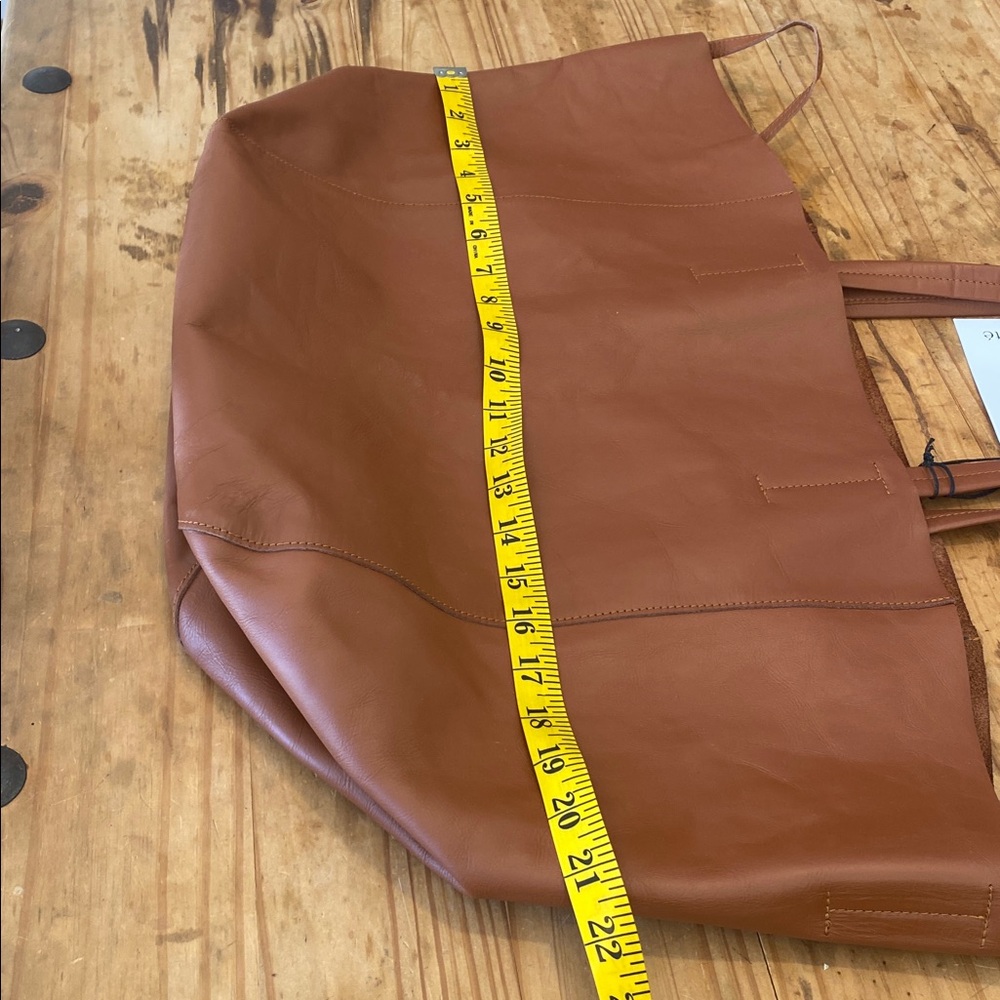 🎉 NEW‼️ WITH TAG‼️ LIBERTE’ GENUINE LEATHER LARGE TOTE‼️ - Picture 11 of 15